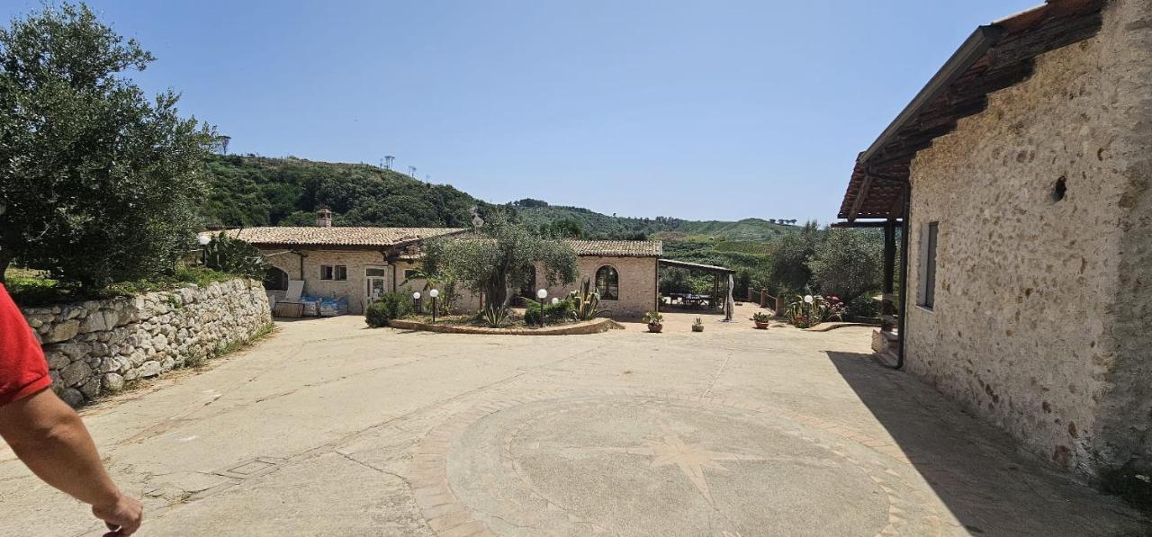 Borgo Carida - Green Family Holidays Zaccanopoli Eksteriør bilde