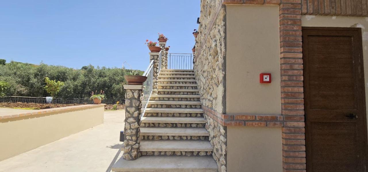 Borgo Carida - Green Family Holidays Zaccanopoli Eksteriør bilde